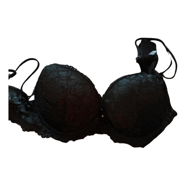 Black lace push-up bra