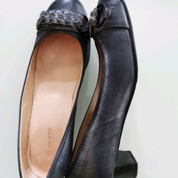 Lloyd heels