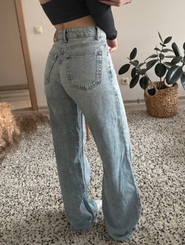 Pull&Bear wide leg jeans