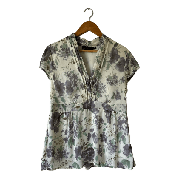 Floral print blouse