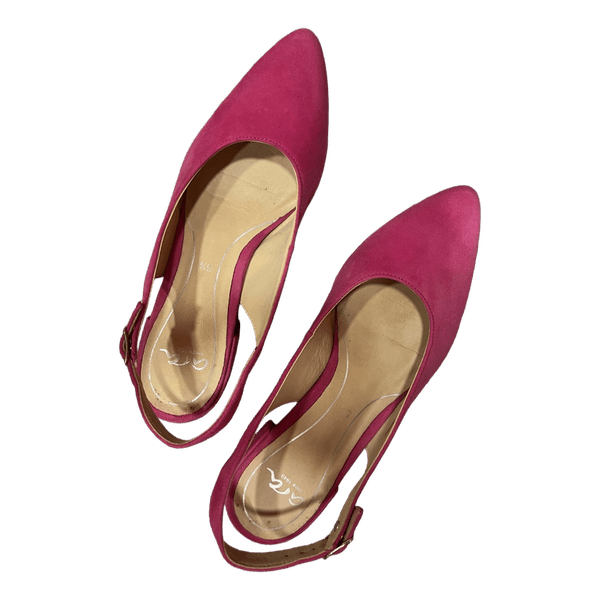 Pink slingback shoes