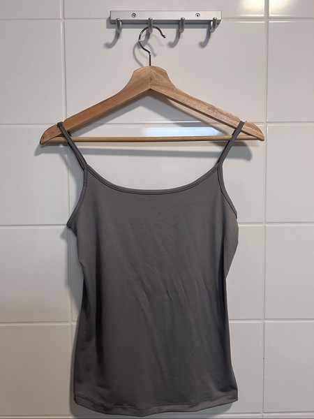 Grey tank top