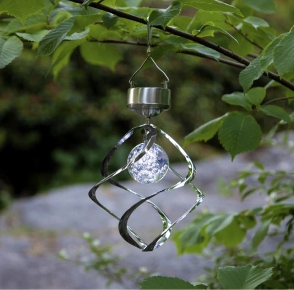 Solar hanging wind spinner