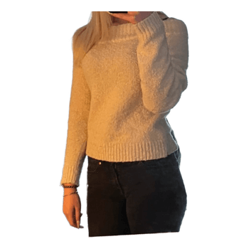 Valkoinen neulepaita