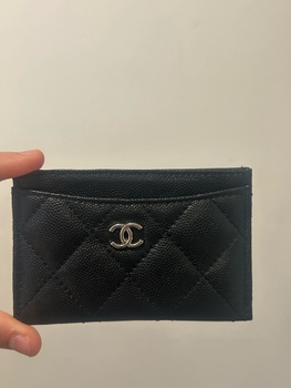 Chanel lompakko