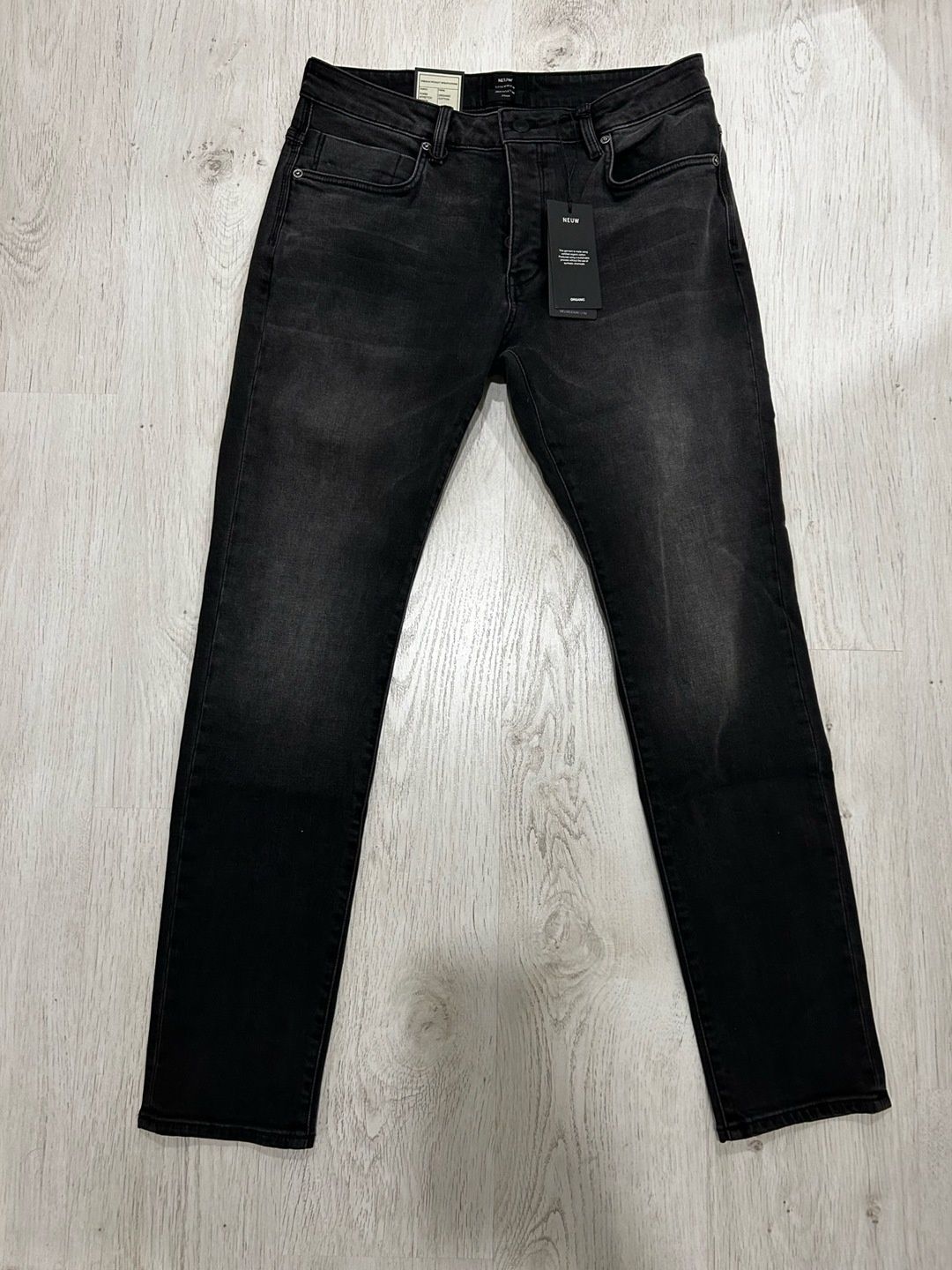 Neuw jeans