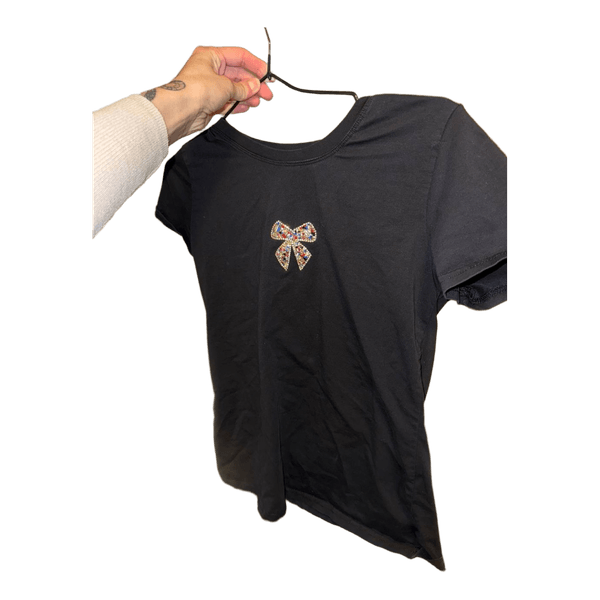 Black t-shirt with crystals