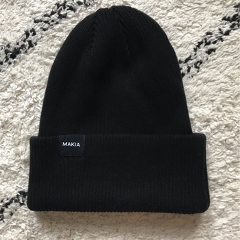 Makia headwear