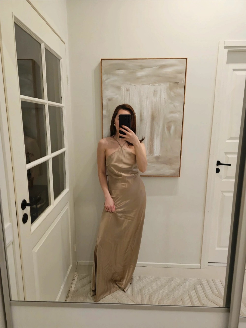 biba champagne dress Biba maxi dress, Size S / 36 — Secondhand Long dresses — €50.00 Satin Material:80% Recycled Polyester 20% Viscose Lace + Tulle Zoella Navy Off The clean only