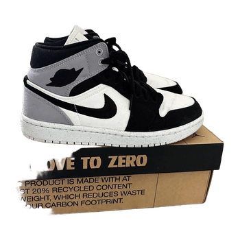 Jordan 1 mid sneakers