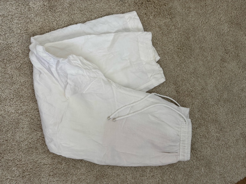 White casual pants 