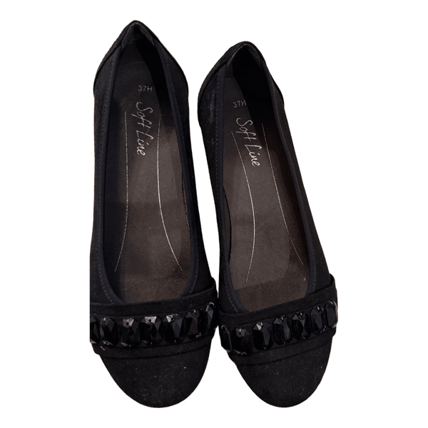 Black flats with gems