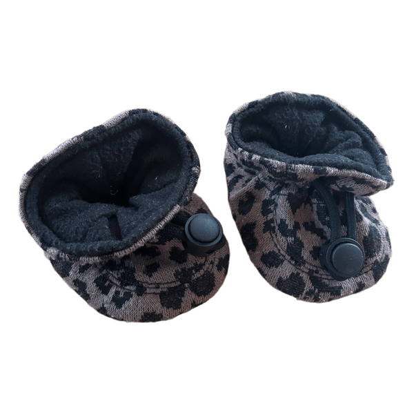 Leoprintede babyfutter