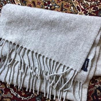 Gant scarf