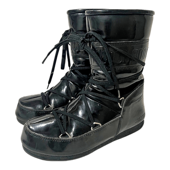 Mustat Moon Boot talvikengät