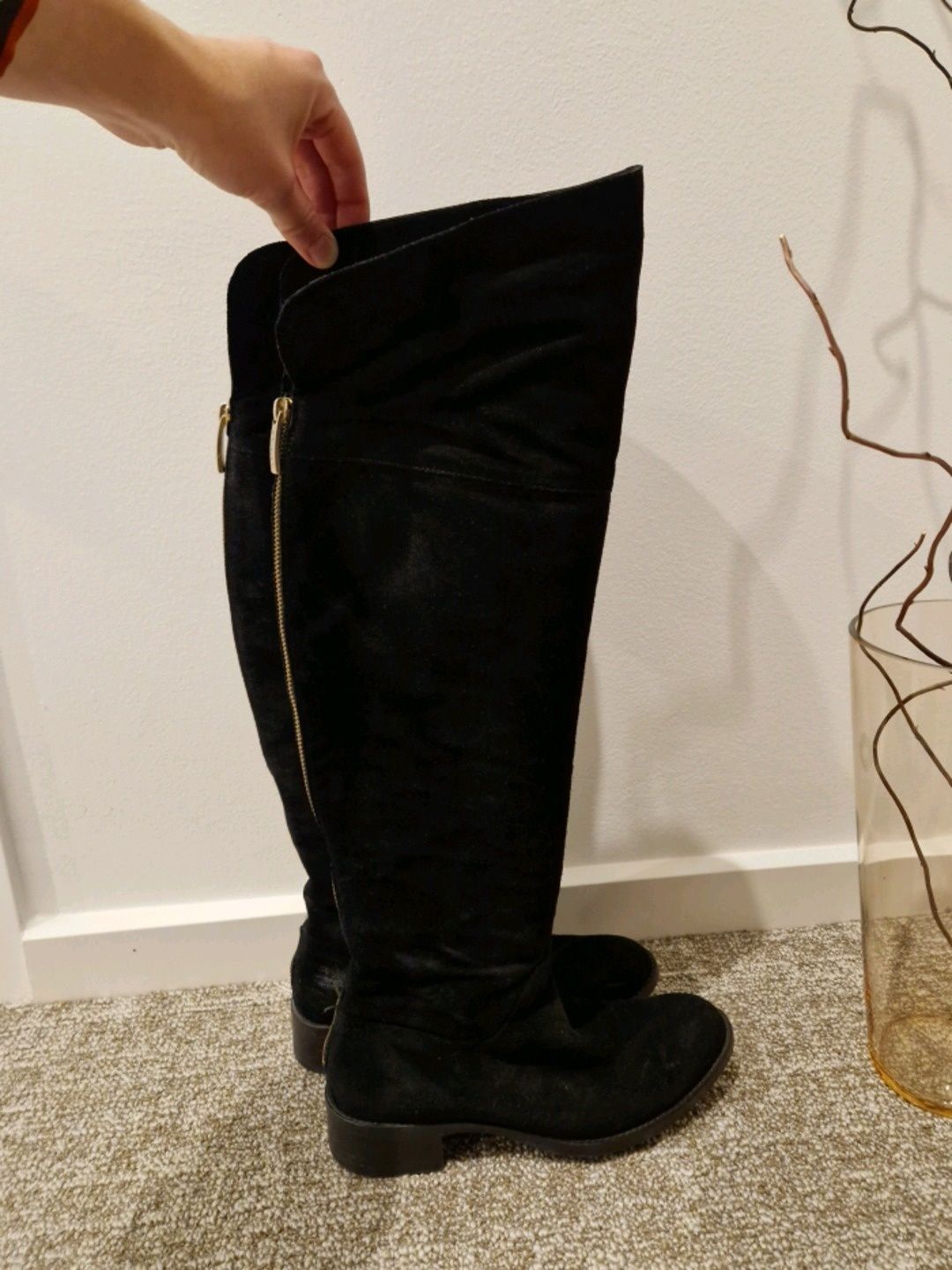 Guess boots