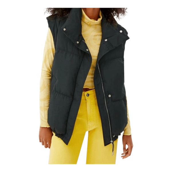 Black padded vest