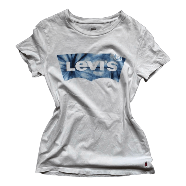 White Levi's graphic t-shirt
