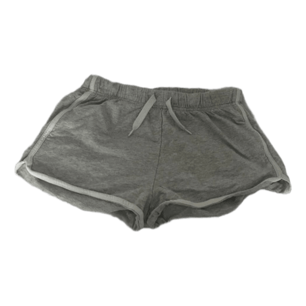 Harmaat shortsit