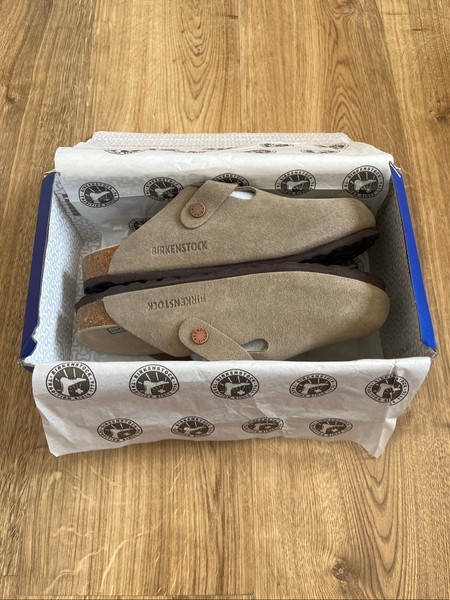Birkenstock  – Taupe, Size 39 🤎