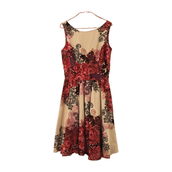 Lady vintage dress