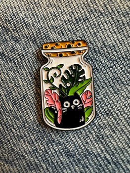 Cat plant enamel pin