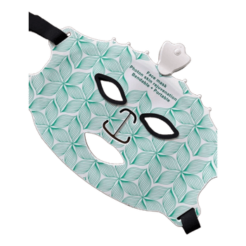 LED light therapy face mask