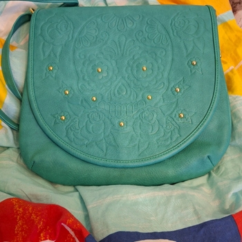 Crossbodylaukku 