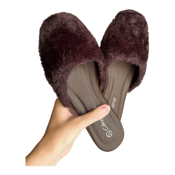 Brown faux fur slippers, new, 37