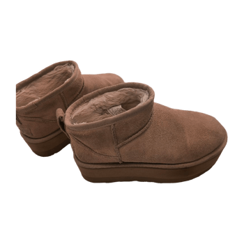 Ugg ultra mini platform sand 38