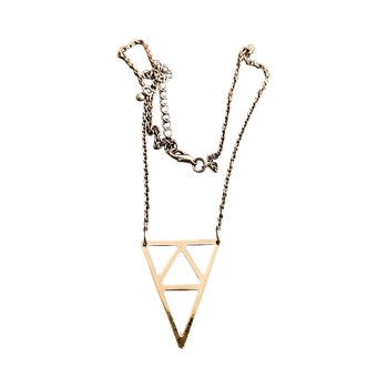 Triangle pendant necklace