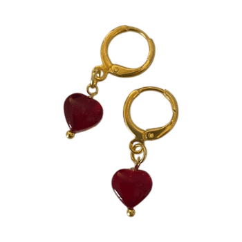 Punaiset sydänkorvakorut