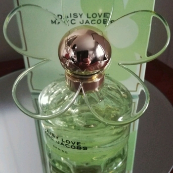 Marc jacobs beauty product