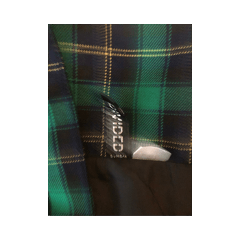 Vihreä ruudullinen hamehame olkaimilla