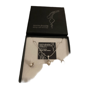 Assi arnimaa jewelry