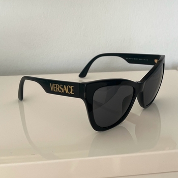 Versace aurinkolasit