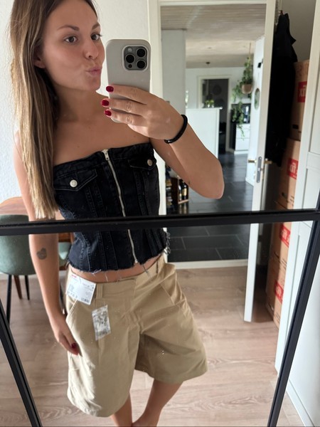 Sort denim top