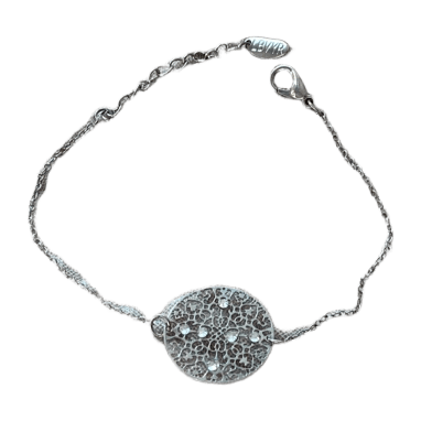 Dainty bracelet