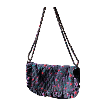 Kukkakuvioinen olkalaukku