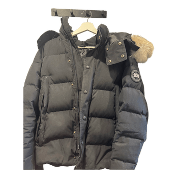 Canada Goose Wyndham Parka Black Label – Black – Authentic Fur – Size S