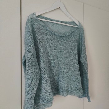 Handmade neulepusero