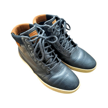 Poikien mustat Etnies tennarit