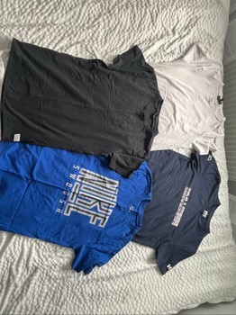 Assorted men's t-shirt bundle