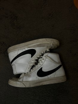 Nike blazer
