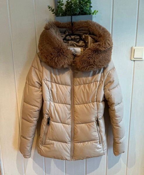 Beige quilted puffer jacket
