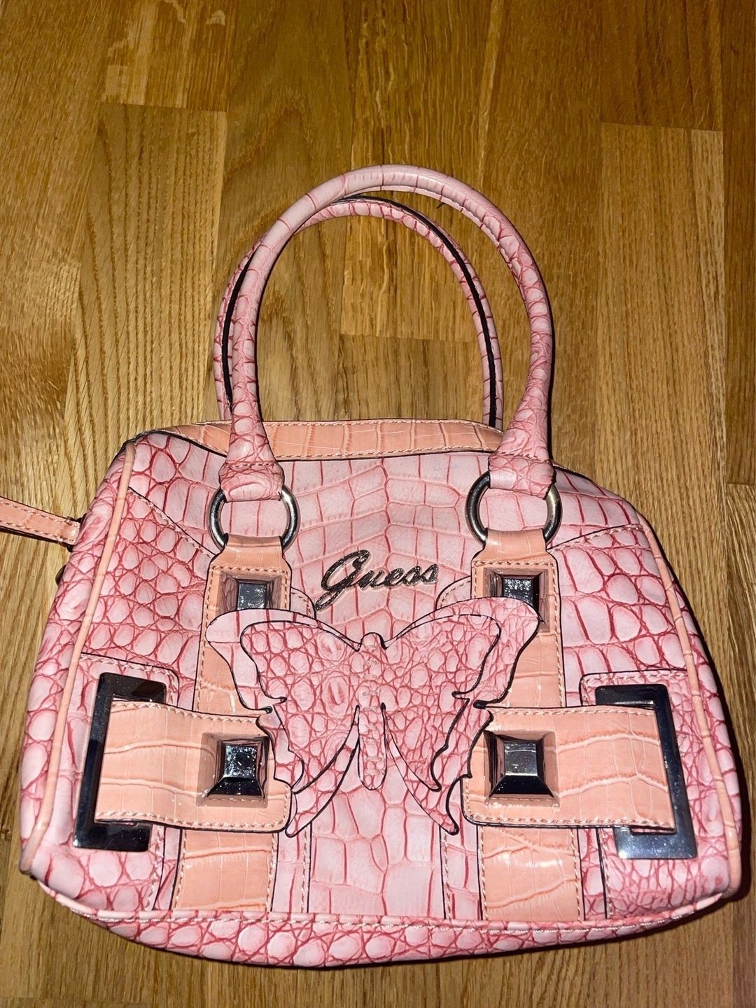 Guess bag