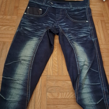 Siniset farkkuleggingsit
