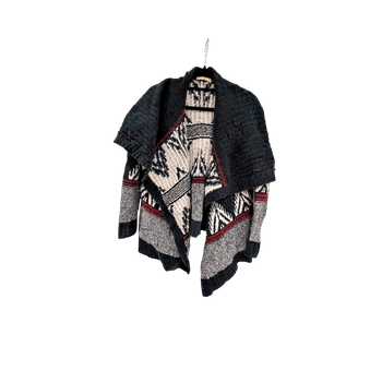 Lämmin ja pehmeä neuletakki