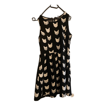 Black cat pattern dress