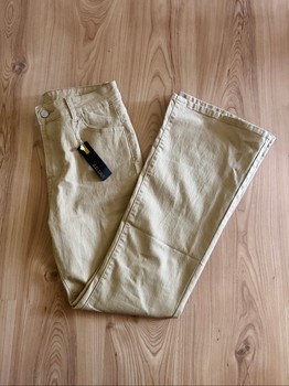 Khaki aukšto liemens džinsai